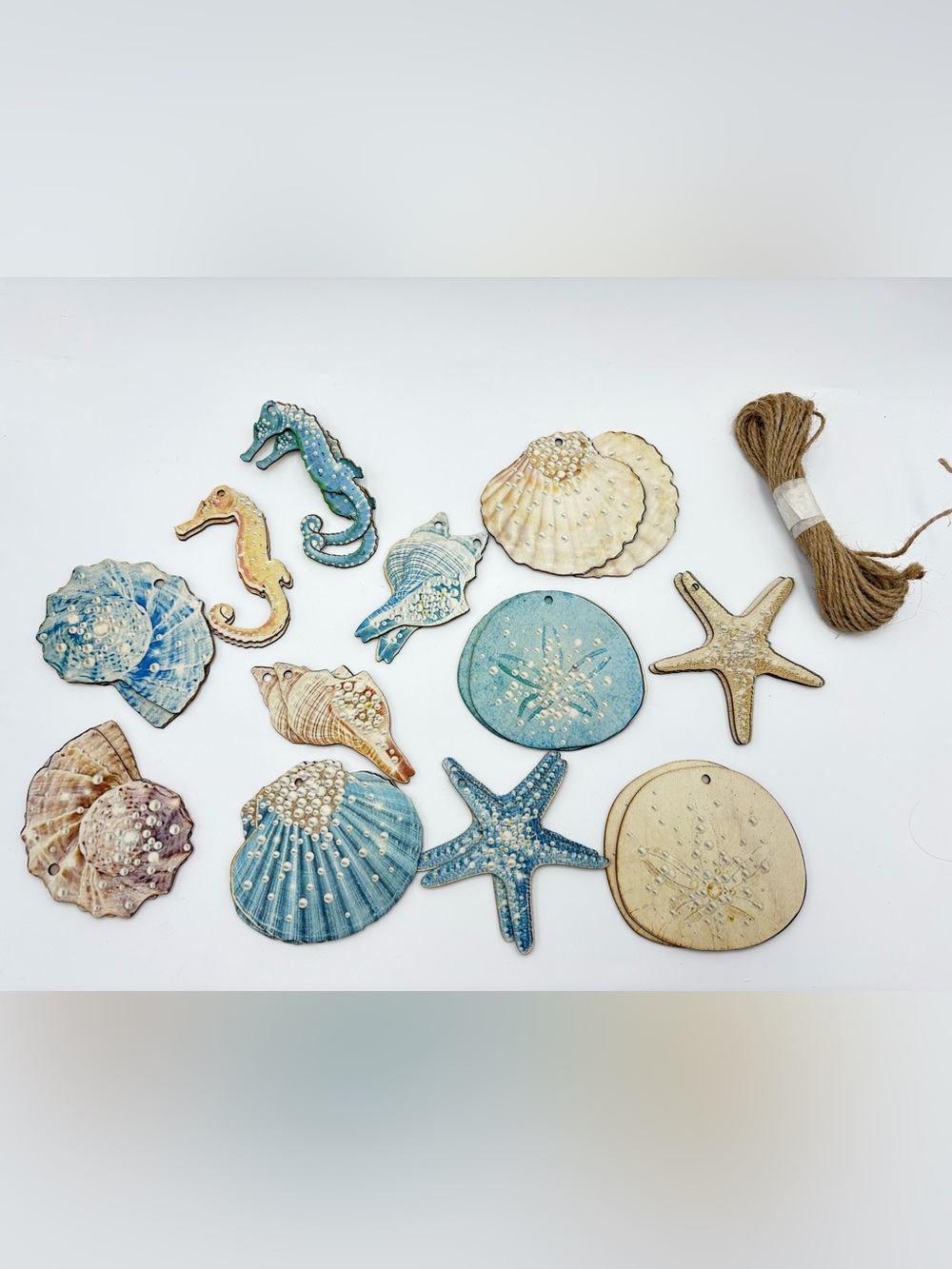 Nautical Sea Life Beach Ornaments/Wall Decor-Shells, Starfish, Seahorse 80+ Pcs.